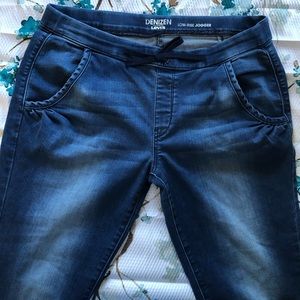 Women Jeans size Large Denizen by Levi’s